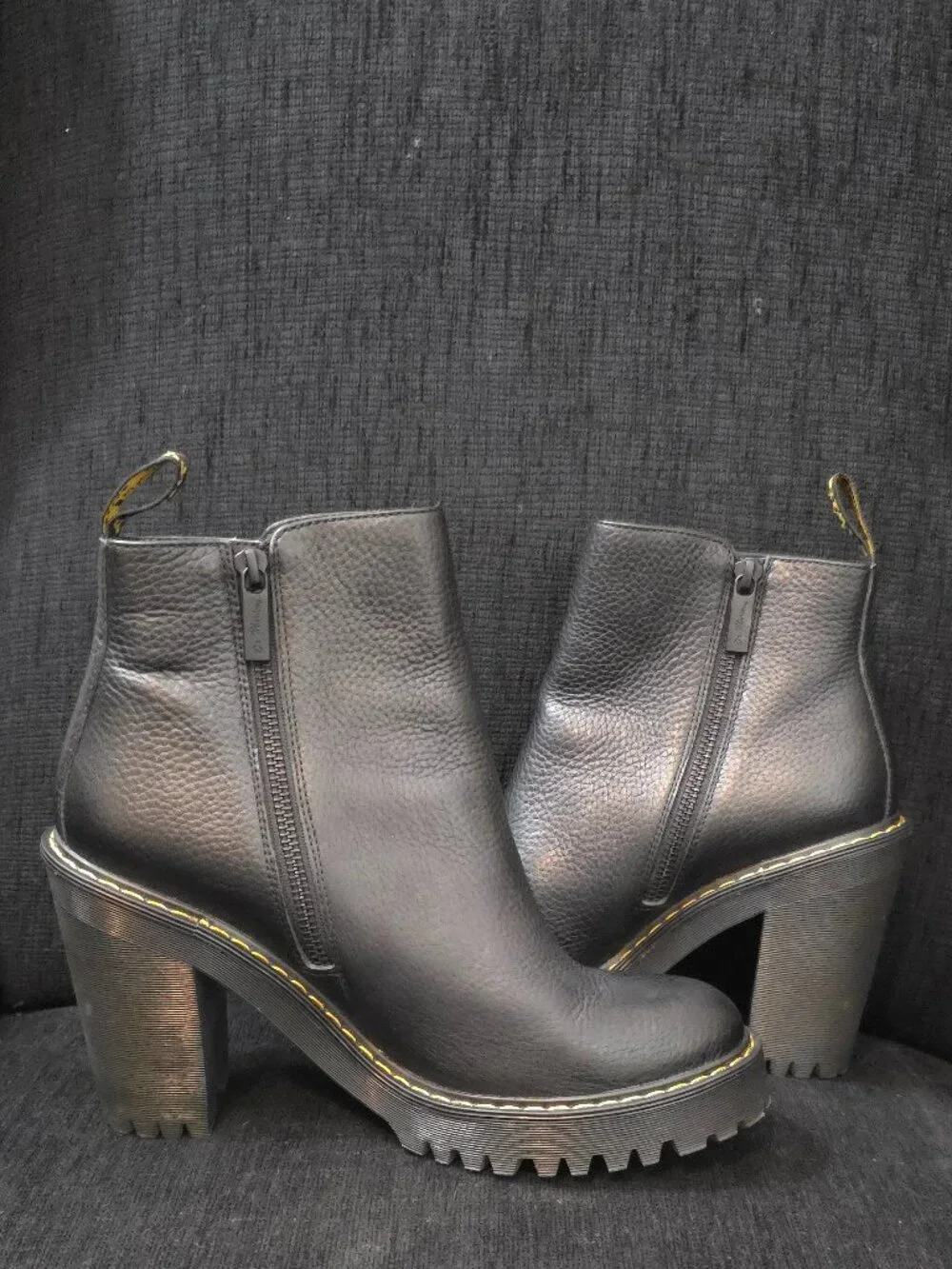 Dr. Martens Magdalena Black Leather High Heeled Ankle Zipp Boots -Womans' Size 9 - Picture 7 of 10